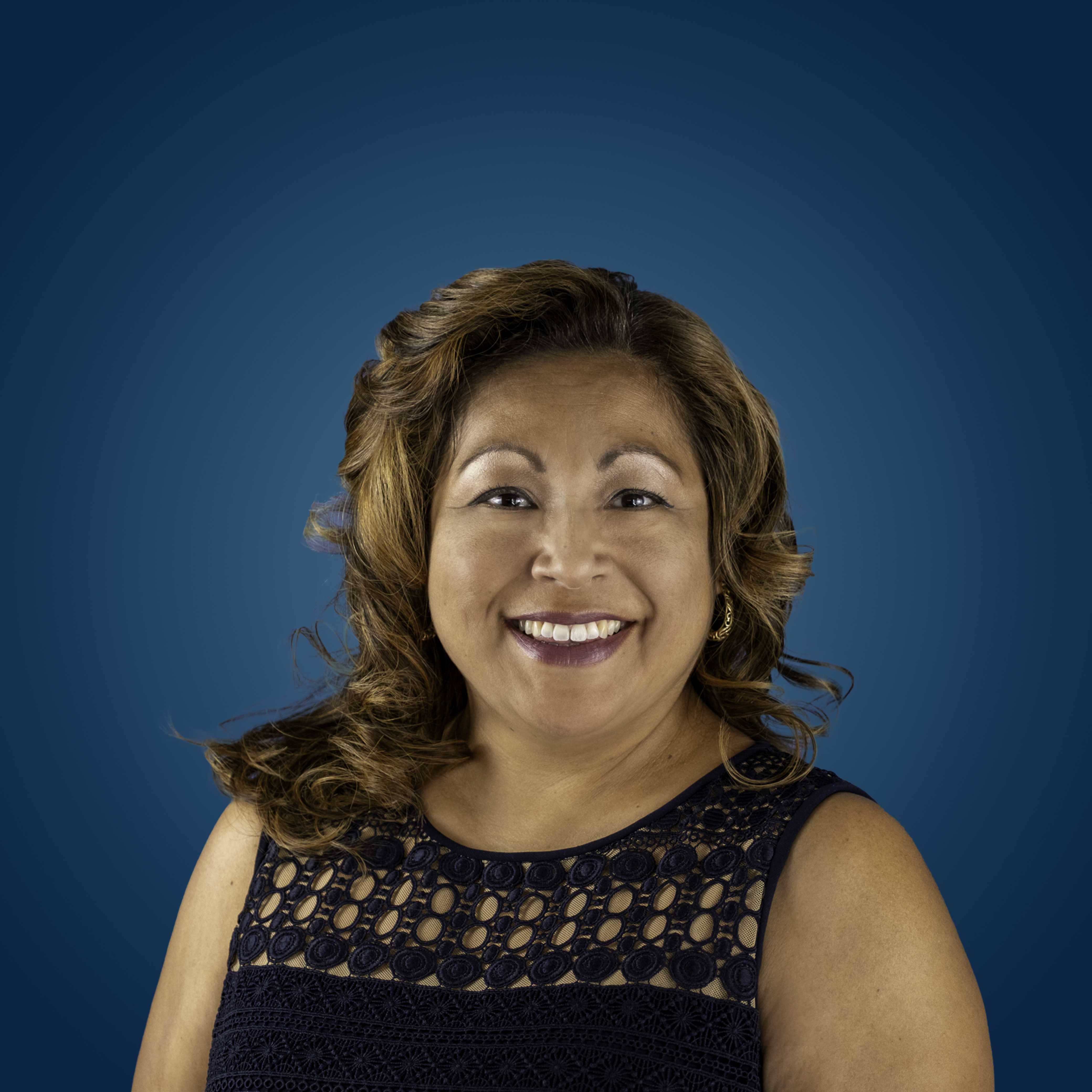 Carol Mendoza, Principal